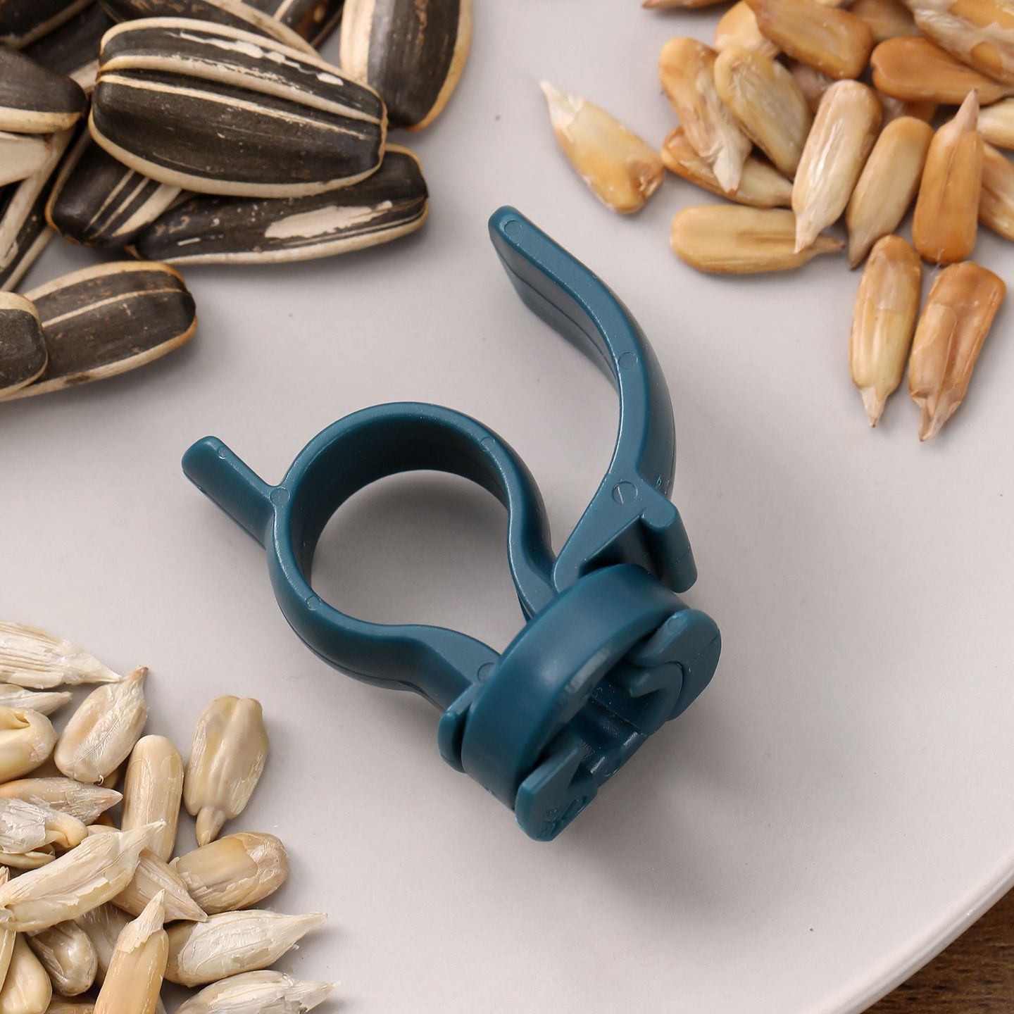 4 Buah Alat Pengupas Biji Kaca - Kitchen Gadgets You Must Have ulasan dan harga